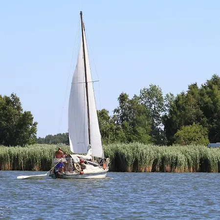 Feriehus F-1045 Strandwagen Blau In